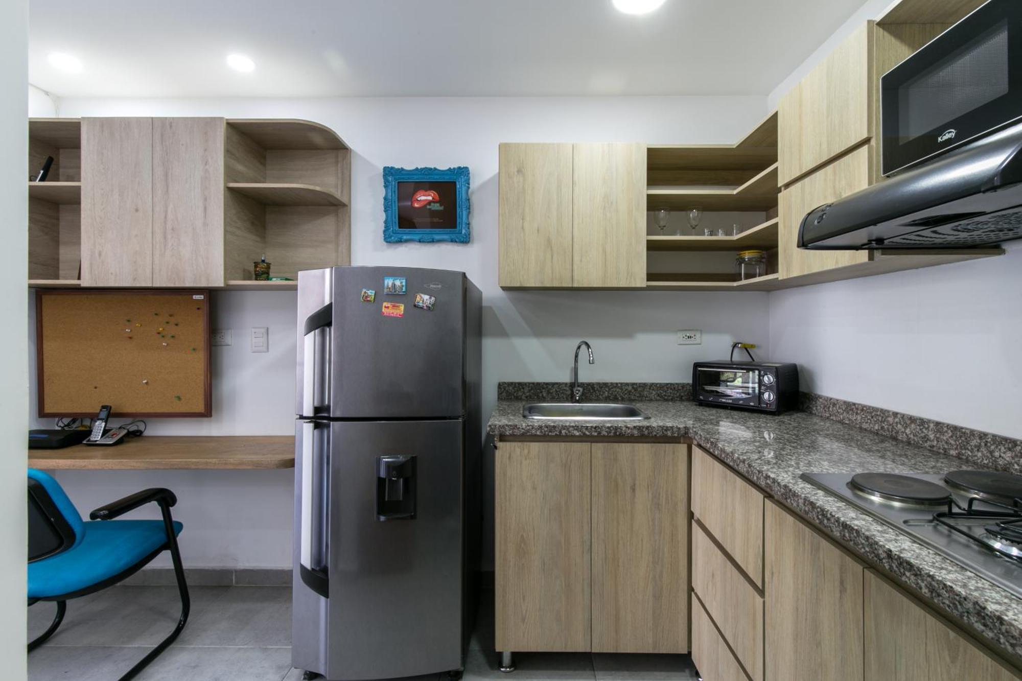 Apartamentos Borbon Suites Медельин Экстерьер фото