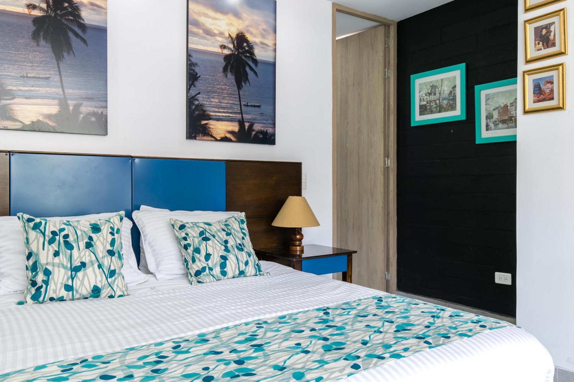 Apartamentos Borbon Suites Медельин Экстерьер фото