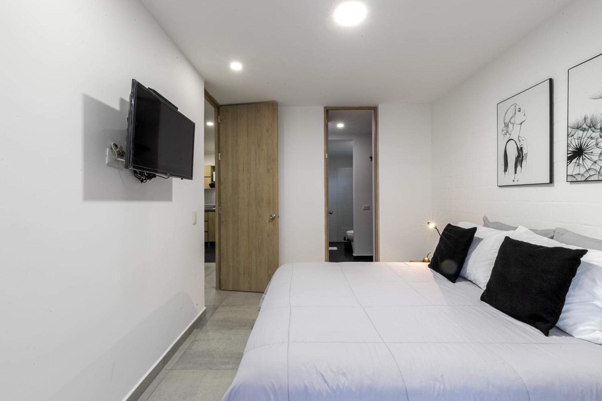 Apartamentos Borbon Suites Медельин Экстерьер фото