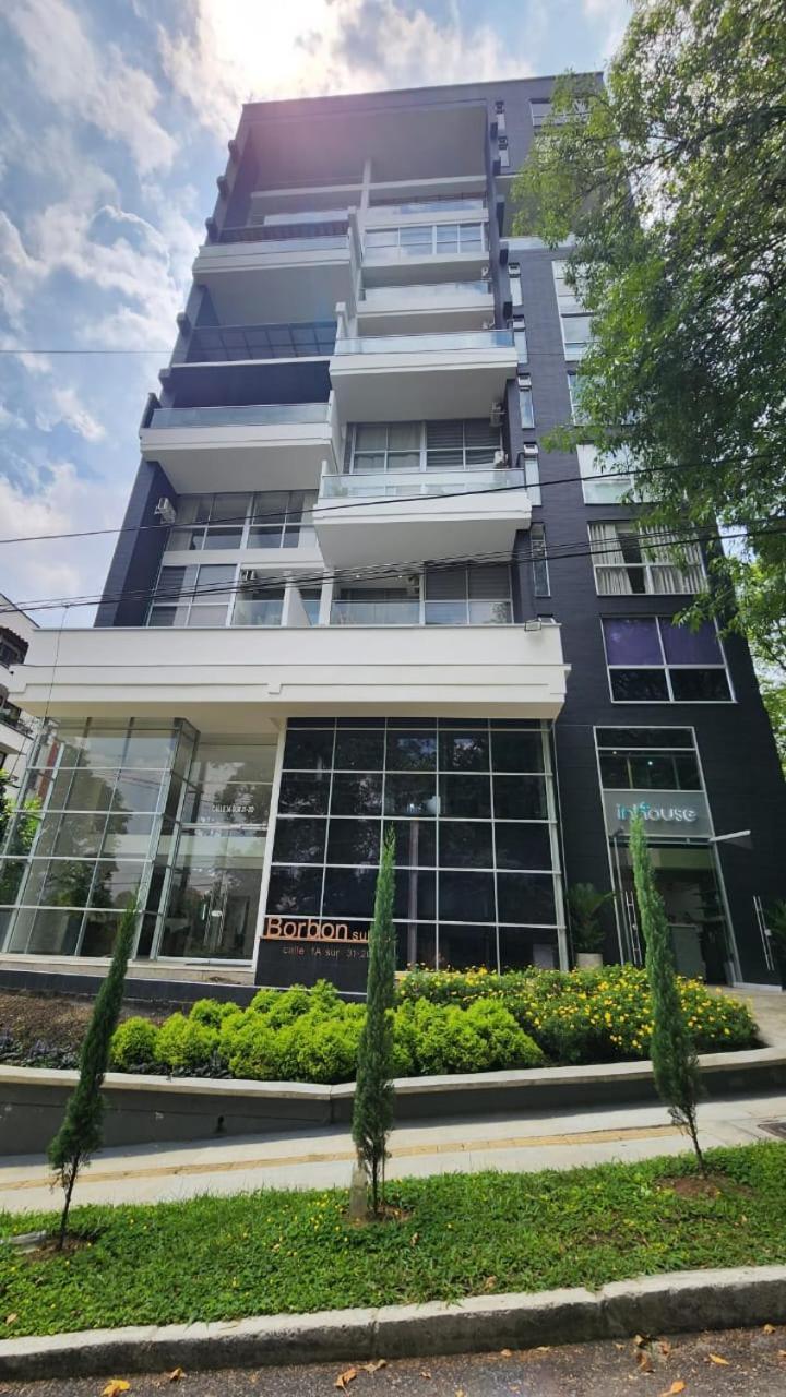 Apartamentos Borbon Suites Медельин Экстерьер фото