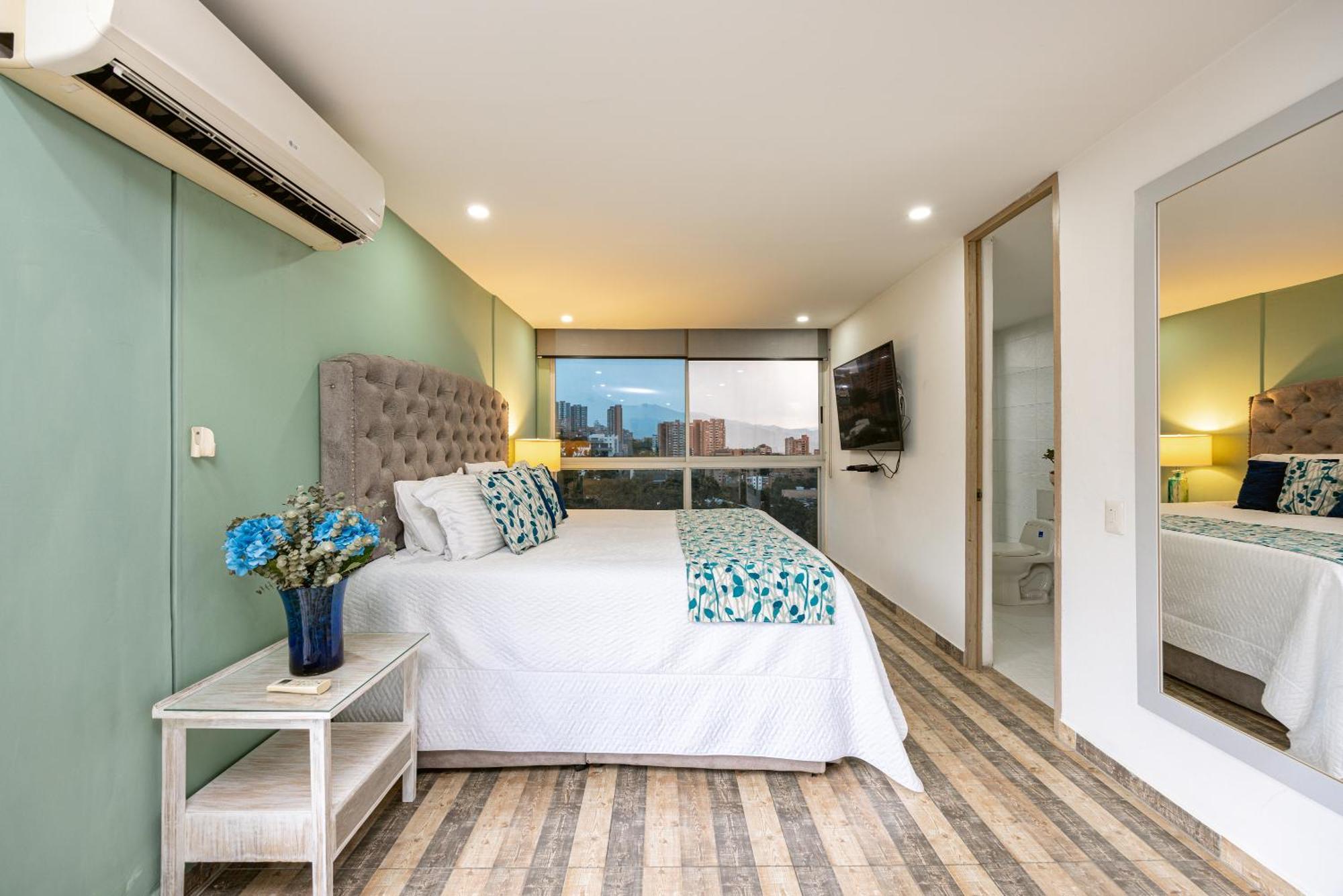 Apartamentos Borbon Suites Медельин Экстерьер фото