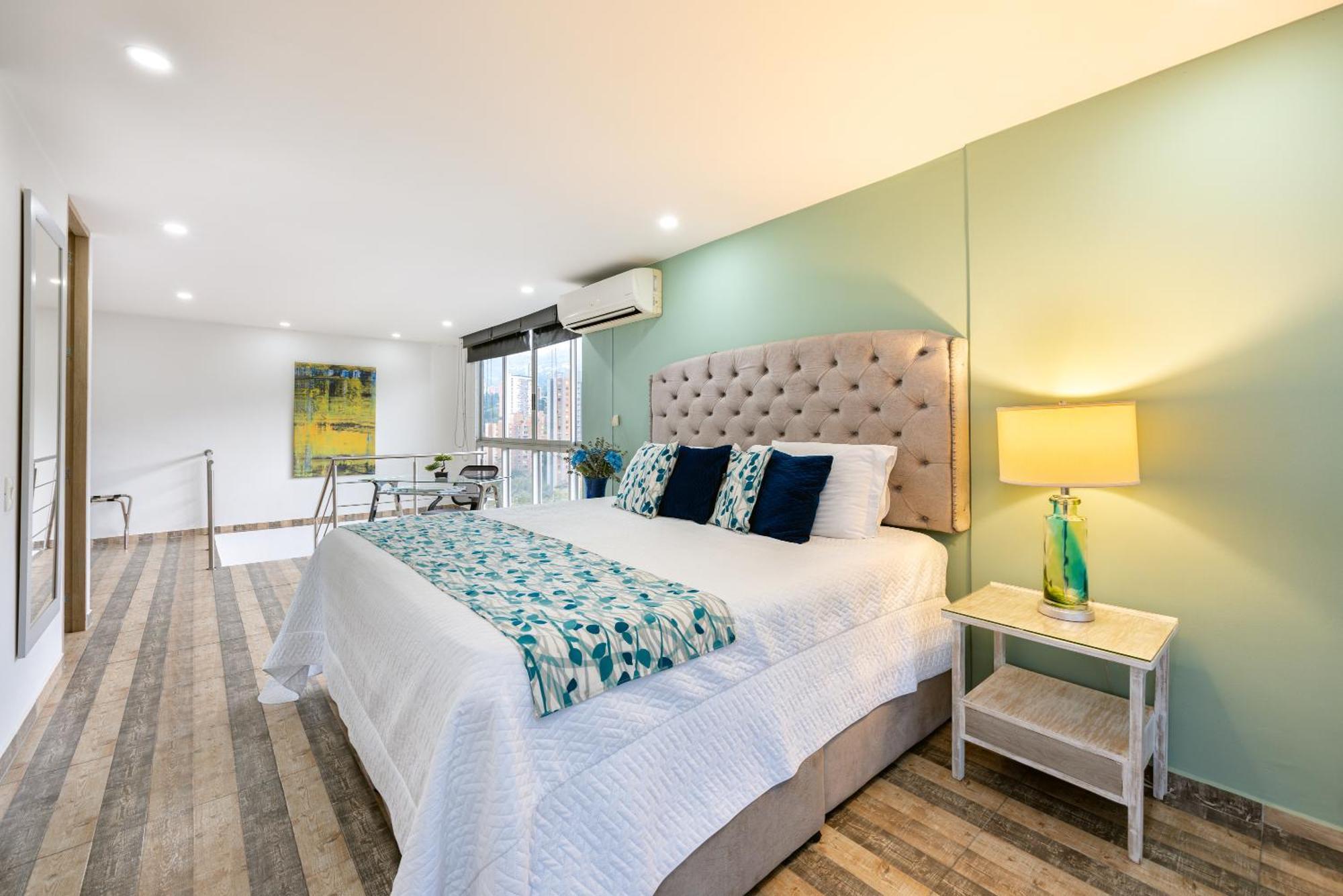 Apartamentos Borbon Suites Медельин Экстерьер фото